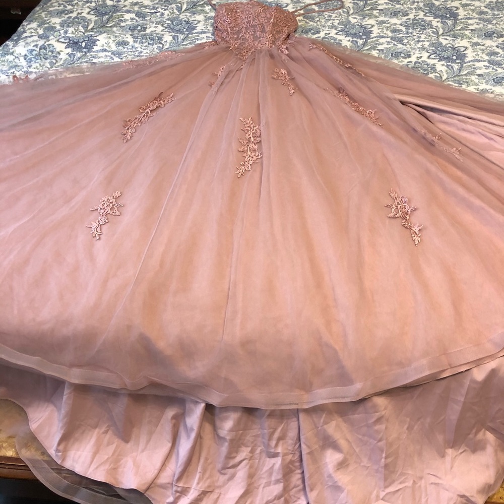 👗🎀⭐️Party dress👗🎀⭐️ - Picture 3 of 8